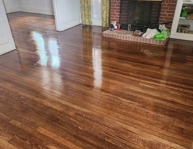 hardwood floor refinishing by Fabulous Floors USA